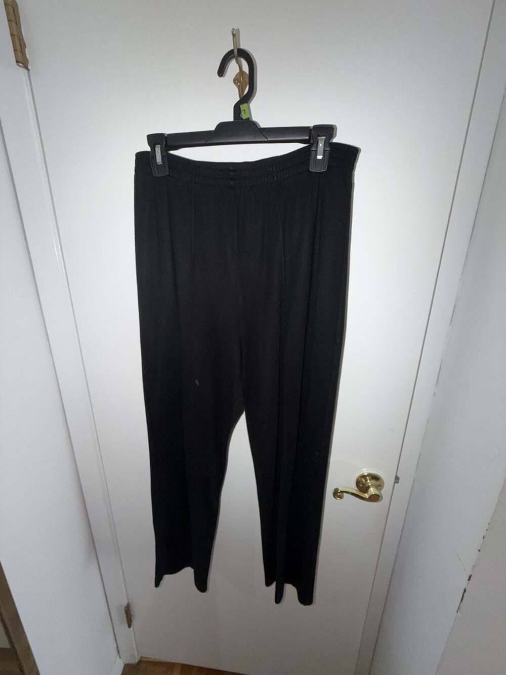 Eccobay Black Pull-On Elastic Waist Knit Pants
